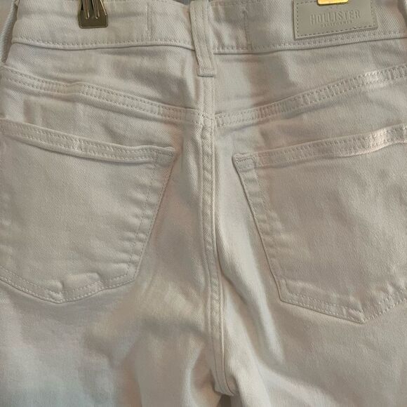 Hollister White Ankle Cropped Jeans - Picture 9 of 12